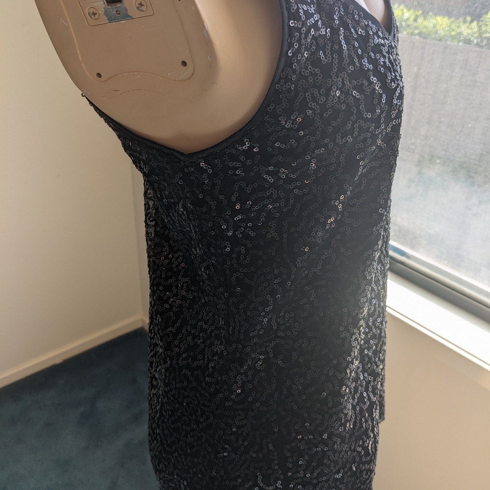 DECJUBA Sequin Top (sS) Black Sparkle - Picture 2 of 11